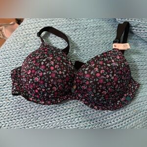 VICTORIAS SECRET BRA BUNDLE
